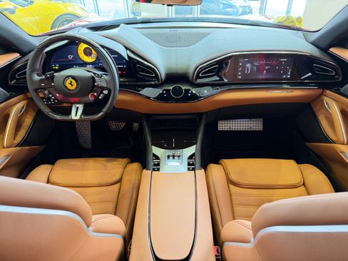 Used 2025 Ferrari Purosangue image 38