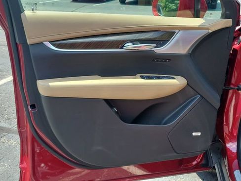 Used 2020 Cadillac XT6 Sport w/ Platinum Package AWD/4WD image 20