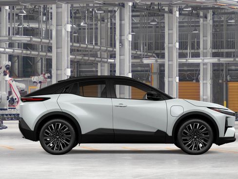 New 2026 Toyota C-HR AWD/4WD image 12