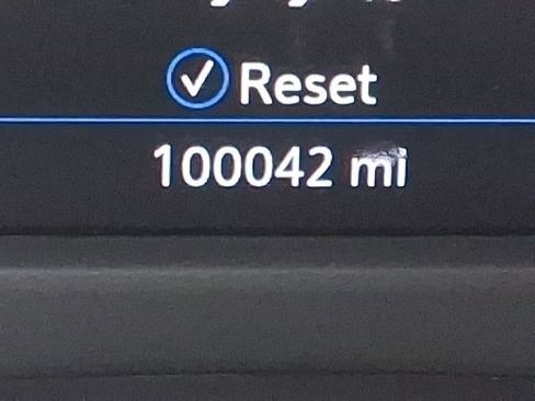 Used 2019 Cadillac XT4 Premium Luxury w/ Cold Weather Package image 19