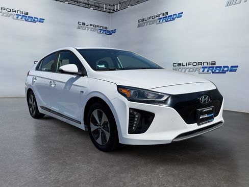 Used 2017 Hyundai Ioniq Limited w/ Limited Ultimate Package 02 FWD image 3