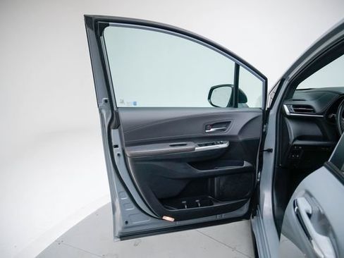 Used 2024 Toyota Sienna XSE AWD/4WD image 17