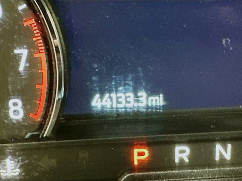 Used 2024 Ford Explorer Limited image 18