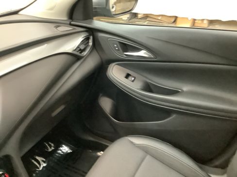 Used 2023 Buick Encore GX Select FWD image 21