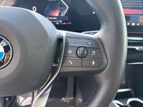 Used 2025 BMW X2 xDrive28i AWD/4WD image 17