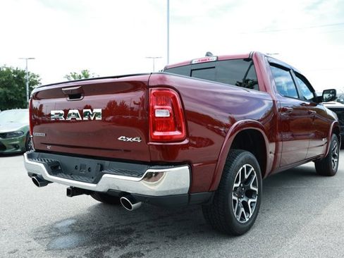 Used 2025 RAM 1500 Laramie AWD/4WD image 6