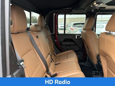 Used 2021 Jeep Gladiator Overland w/ Popular Equipment Package AWD/4WD image 13