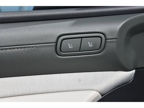 New 2026 Hyundai Tucson Limited image 11