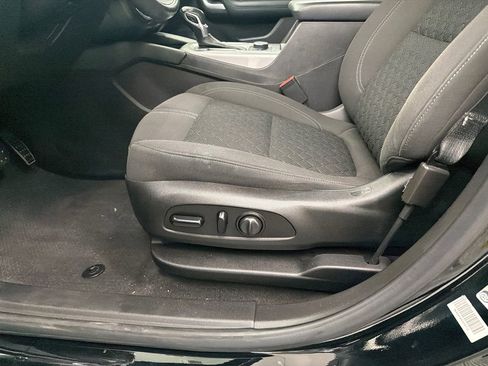 Used 2019 Chevrolet Blazer LT image 10