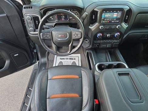 Used 2022 GMC Sierra 1500 AT4 w/ AT4 Premium Package image 15
