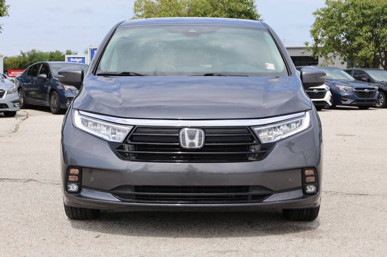 Used 2023 Honda Odyssey Touring image 5