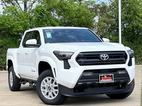 New 2026 Toyota Tacoma SR5 AWD/4WD image 2