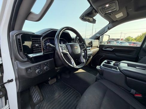 Used 2024 Chevrolet Silverado 2500 LT w/ Convenience Package AWD/4WD image 23