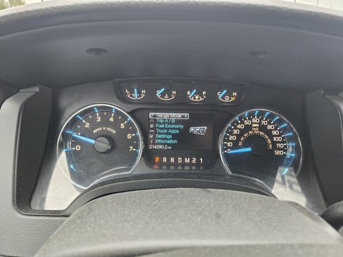 Used 2012 Ford F150 XLT w/ XLT Chrome Pkg image 9