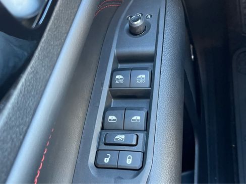 New 2026 Jeep Compass Trailhawk w/ Sun, Sound & Navigation Group image 19