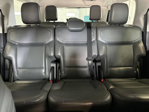 Used 2025 Ford Expedition Max Active AWD/4WD image 31