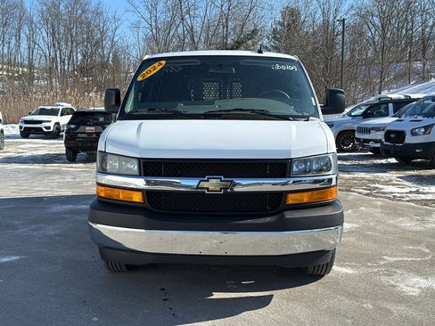 Used 2024 Chevrolet Express 2500 w/ Driver Convenience Package image 8