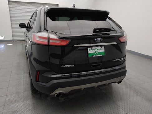 Used 2019 Ford Edge Titanium image 6