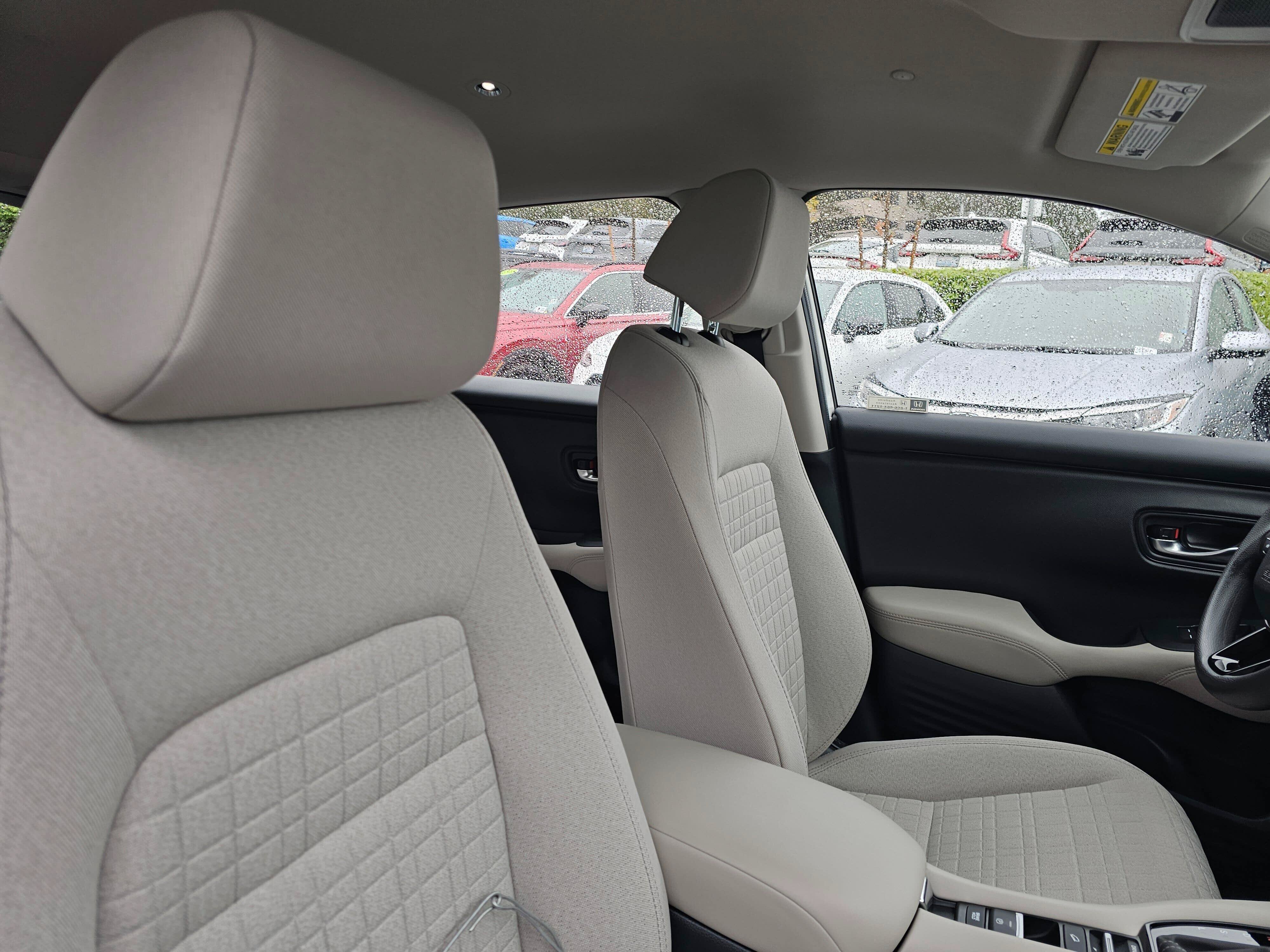 Used 2025 Honda HR-V LX image 11