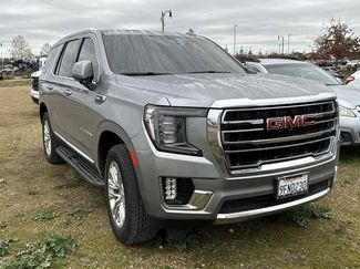 Used 2023 GMC Yukon SLT w/ SLT Luxury Package video 2