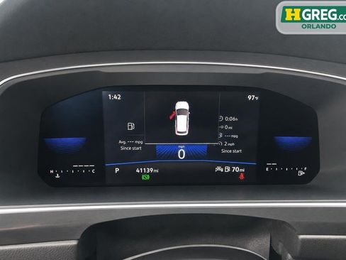 Used 2023 Volkswagen Tiguan SE FWD image 13