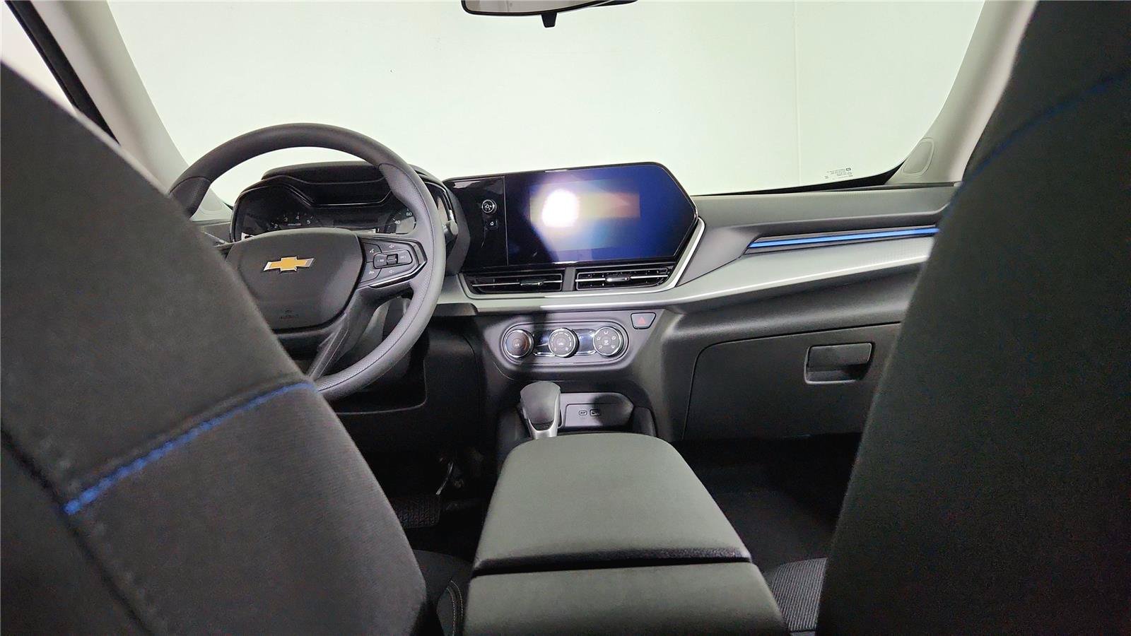 Used 2026 Chevrolet Trax LS FWD image 20