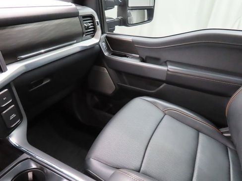 Used 2025 Ford F150 Lariat w/ Tow/Haul Package AWD/4WD image 33