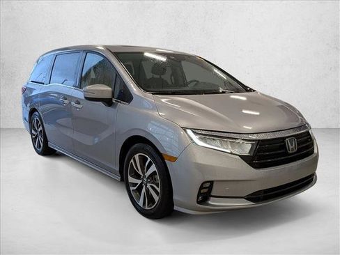 Used 2022 Honda Odyssey Touring image 4