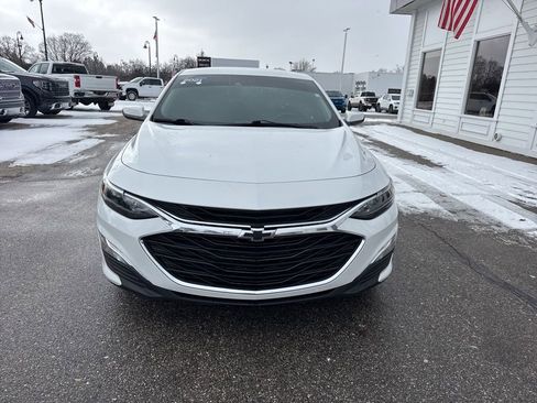 Certified 2021 Chevrolet Malibu RS image 2