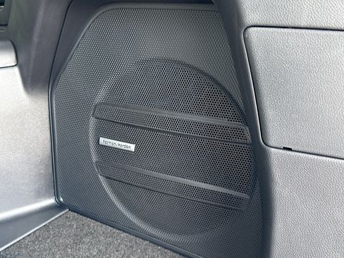 New 2026 Subaru Ascent Limited AWD/4WD image 13