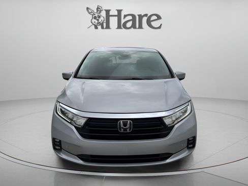 Certified 2024 Honda Odyssey Touring image 8