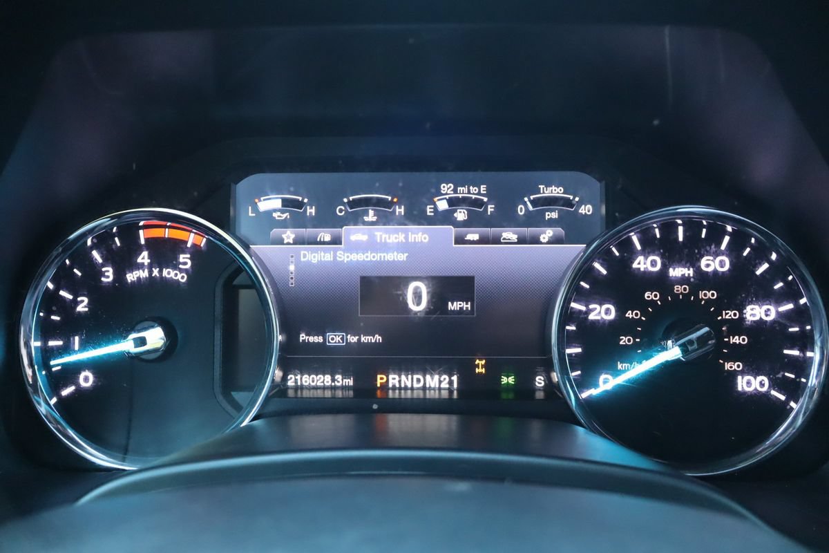 Used 2019 Ford F250 Lariat w/ Lariat Ultimate Package AWD/4WD image 34