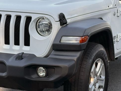 Used 2021 Jeep Wrangler Unlimited Sport AWD/4WD image 10