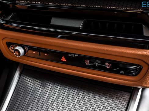 Used 2025 BMW 330i xDrive Sedan w/ M Sport Package image 24