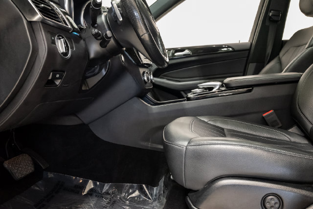 Used 2017 Mercedes-Benz GLS 450 4MATIC image 19