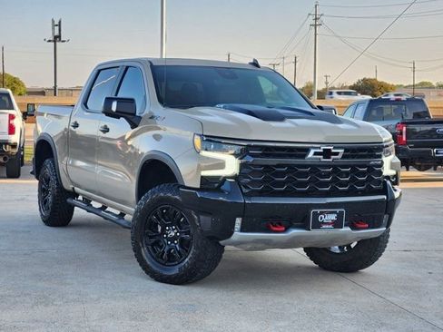 Used 2023 Chevrolet Silverado 1500 ZR2 w/ Technology Package image 1