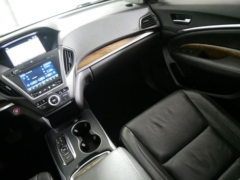 Used 2020 Acura MDX SH-AWD w/ Technology Package image 11