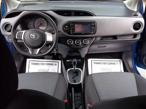 Used 2015 Toyota Yaris LE FWD image 4