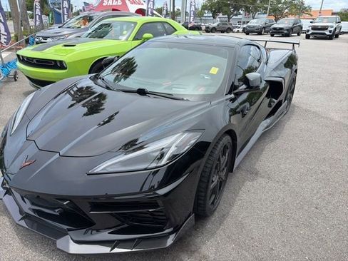 Used 2023 Chevrolet Corvette Stingray Premium Cpe w/ Z51 Performance Package RWD image 6