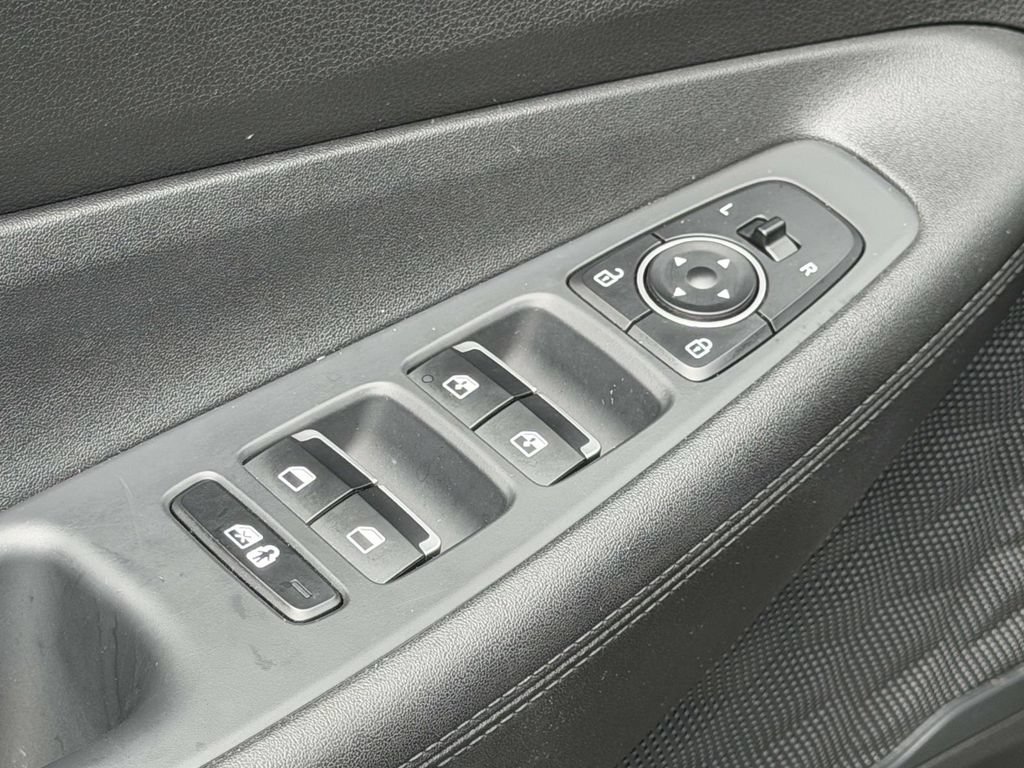 Certified 2023 Hyundai Santa Fe SEL AWD/4WD image 18