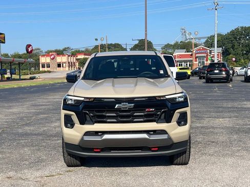Certified 2024 Chevrolet Colorado Z71 w/ Advanced Trailering Package image 2