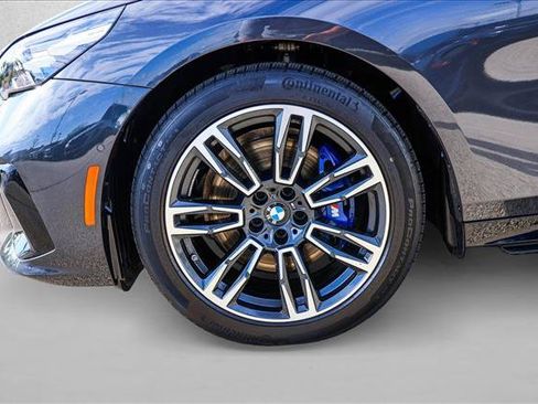 Used 2026 BMW 530i xDrive AWD/4WD image 9