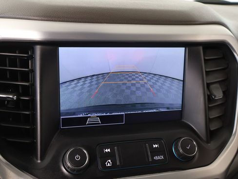 Used 2022 GMC Acadia SLE image 6