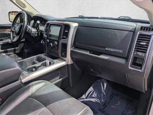 Used 2018 RAM 2500 Laramie w/ Convenience Group AWD/4WD image 22
