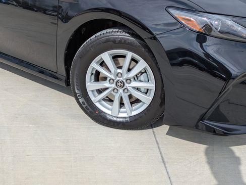 New 2026 Toyota Camry LE image 9