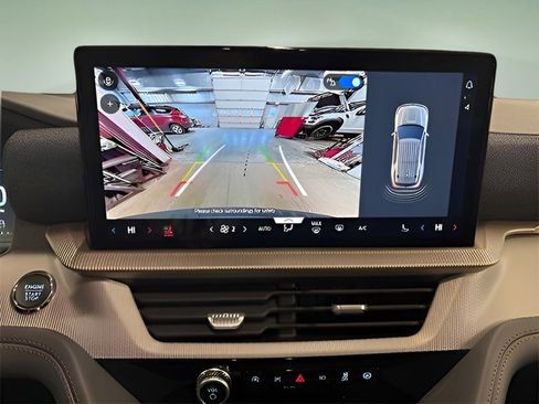 New 2026 Ford Explorer Active w/ Active Comfort Package image 16