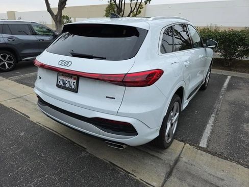 Used 2025 Audi Q5 2.0T Premium Plus w/ Premium Plus image 6