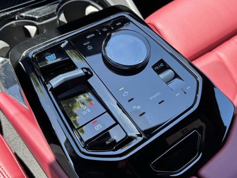 Certified 2025 BMW i5 eDrive40i w/ M Sport Package RWD image 26