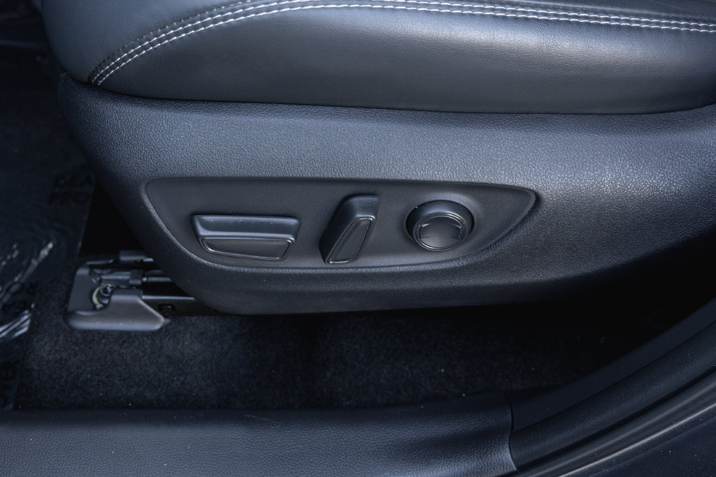 Certified 2023 Toyota RAV4 XLE Premium FWD image 12