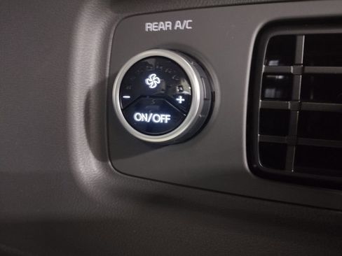 New 2026 Hyundai Santa Fe Limited AWD/4WD image 19
